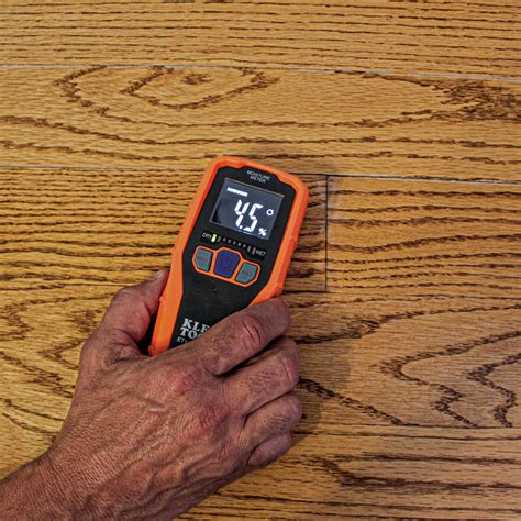 PINLESS WOOD MOISTURE METER 